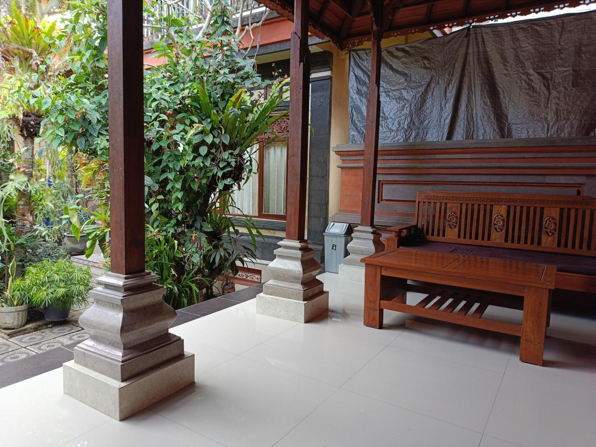 Nyoman House Ubud Eksteriør billede
